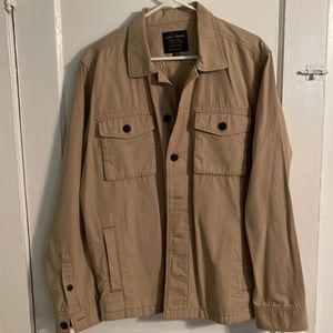 New without tags - Lucky Brand men’s light weight jacket (L) beige/tan/khaki